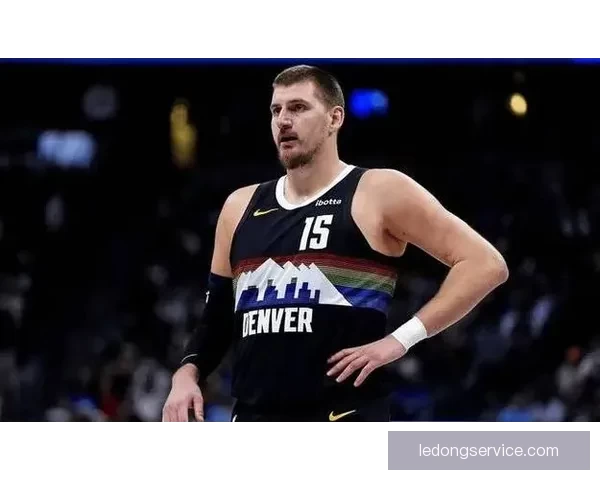 约基奇盛赞文班为联盟最佳防守球员 与其对位充满挑战和趣味